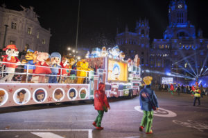 Seguimiento de la carroza Clan en la cabalgata de Reyes de 2017